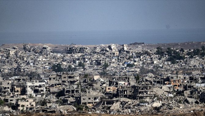 İsrail'in yakıt girişini engellediği Gazze'de bazı sağlık merkezleri hizmet dışı kaldı