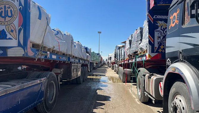 BM: Gazze'de tüm güvencelere rağmen gıda tırlarına yaklaşan siviller vuruluyor