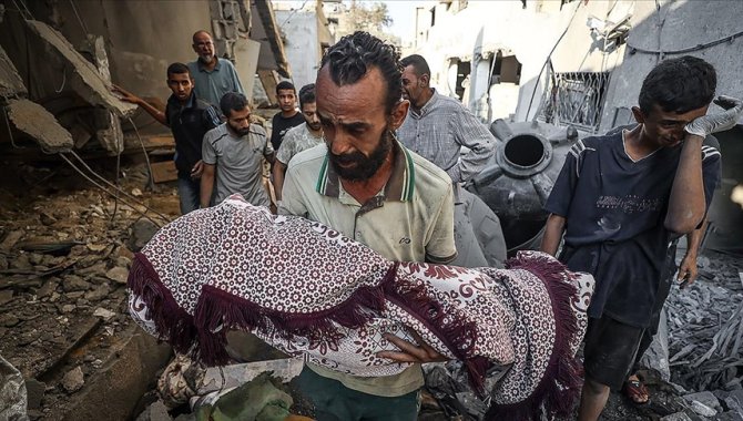 Gazze'de son 24 saatte biri çocuk 10 Filistinli daha açlıktan hayatını kaybetti