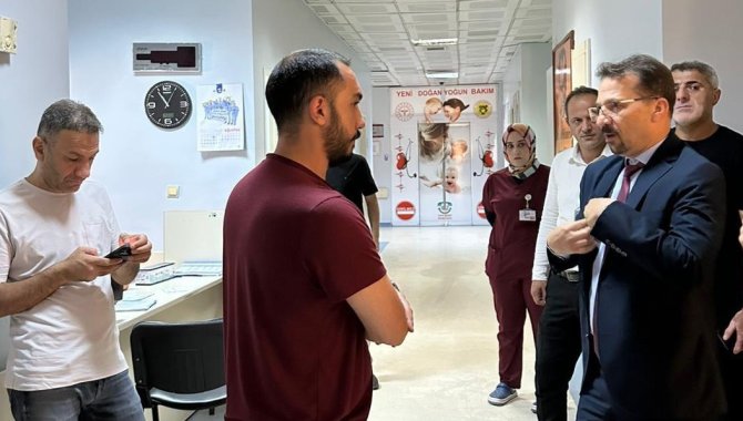 Cizre Devlet Hastanesi Başhekimi Dr. Sapan hastanede incelemede bulundu