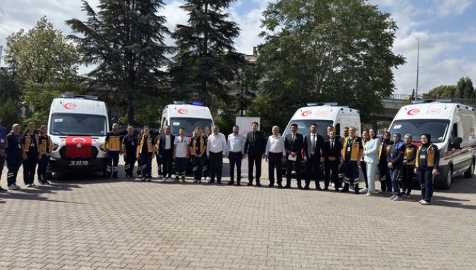 Balıkesir'de 4 yeni ambulans göreve başladı