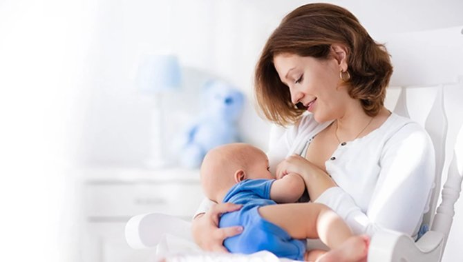 Emzirme, anne ve bebek sağlığını çok yönlü destekliyor