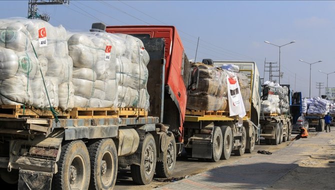 Türkiye, Gazze'ye yardımlarını sürdürüyor