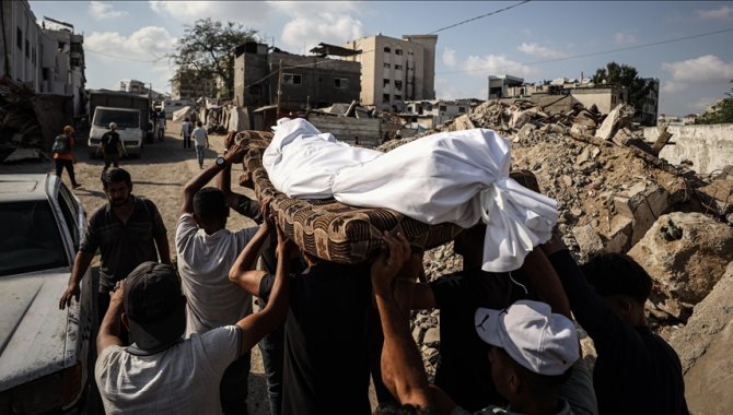 İsrail'in Gazze'ye saldırılarında can kaybı son 24 saatte 38 artarak 64 bin 756'ya çıktı