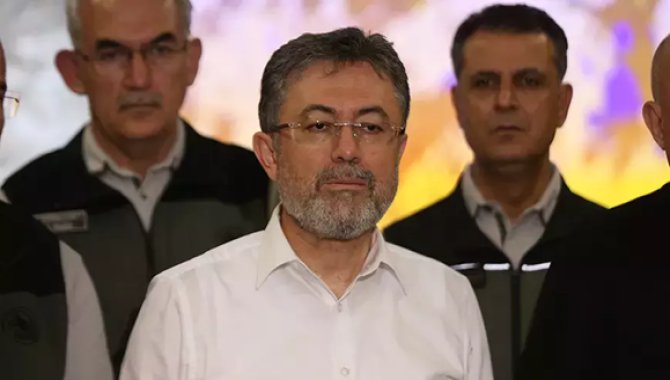 Tarım ve Orman Bakanı Yumaklı'dan, Çanakkale'deki yangınlara ilişkin açıklama: