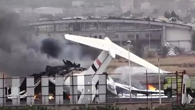 Husiler: İsrail'in Sana Havalimanı'na saldırılarından sonra tedavi için yurt dışına gidemeyen hastalar ölüyor