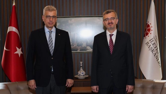 Sağlık Bakanı Memişoğlu, Cumhurbaşkanlığı İletişim Başkanı Duran ile bir araya geldi