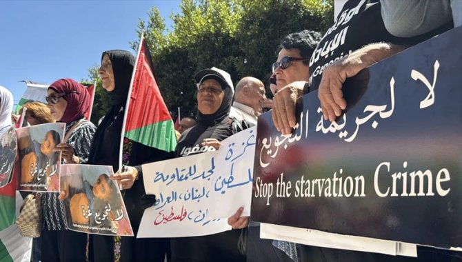 Ramallah'taki BM temsilciliği önünde Gazze'deki açlık protesto edildi