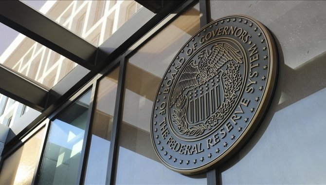 New York Fed'in çalışması yapay zekanın kullanımı artarken işten çıkarmanın az olduğunu gösterdi