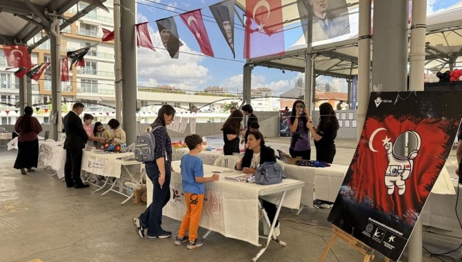 Küçükçekmece'de bilim ve uzay meraklılarını buluşturan festival başladı