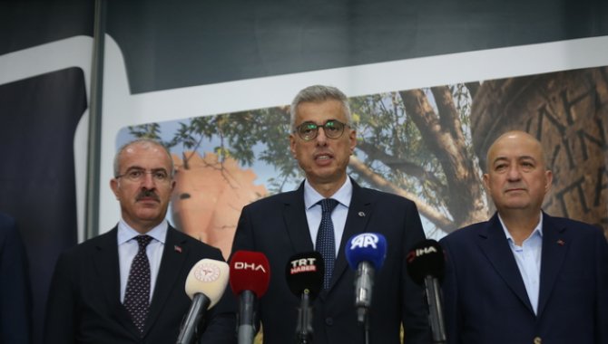 Sağlık Bakanı Kemal Memişoğlu, Çanakkale Valiliğini ziyaretinde konuştu: