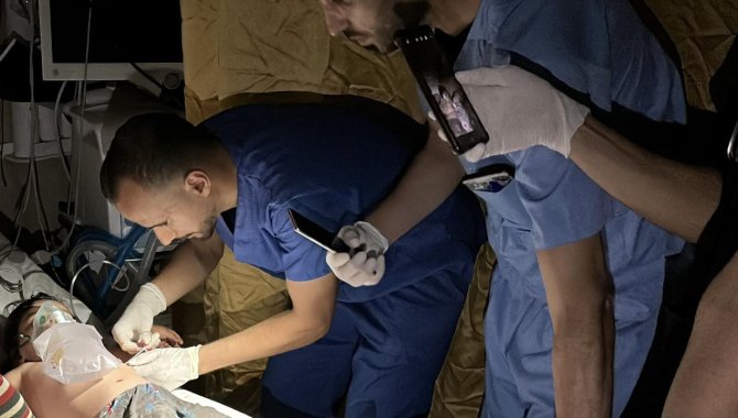 Gazze'deki Sağlık Bakanlığı: Yakıtın tükenmesi nedeniyle hastanelerin faaliyetlerinin durmasına birkaç gün kaldı