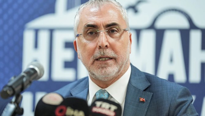 Çalışma ve Sosyal Güvenlik Bakanı Işıkhan, AK Parti Silivri İlçe Başkanlığında konuştu: