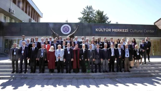 Erzurum'da "Tek Sağlık: Bütünsel ve Sürdürülebilir Çözümler Çalıştayı" başladı