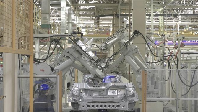 Robotlaşmaya hız veren Türk sanayisi rekabet gücünü artırıyor