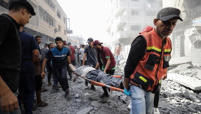 Gazze'deki Sağlık Bakanlığı: Kuzey ve Gazze kentindeki hastaneler çöktü