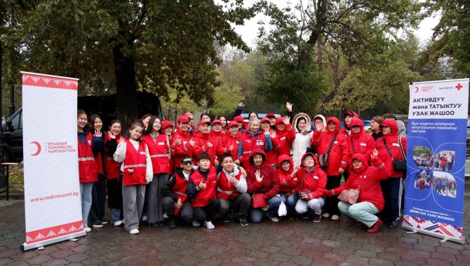 Bişkek'te "Dünya Yaşlılar Günü" vesilesiyle yaşlılar sağlık kontrolünden geçirildi