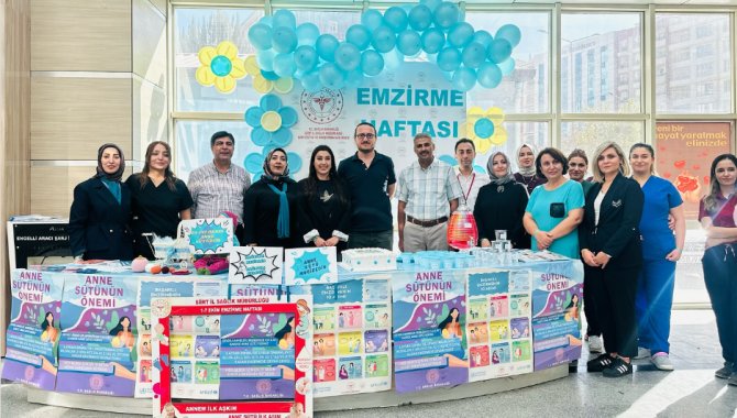 Siirt Eğitim ve Araştırma Hastanesi'nde "Emzirme Haftası" etkinliği