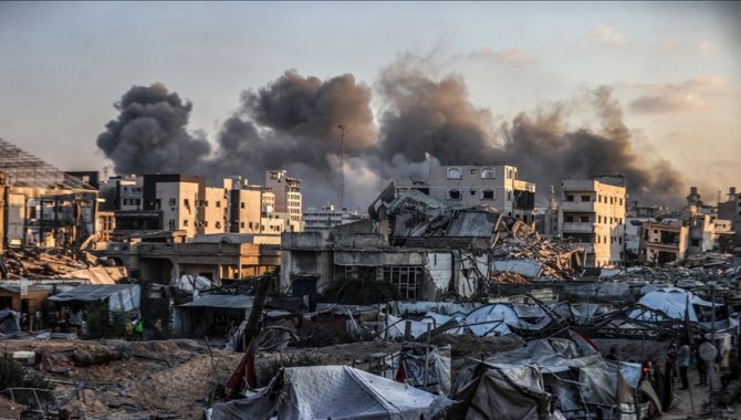 Trump’ın "saldırıları derhal durdurun" çağrısına rağmen İsrail Gazze’yi bombalamayı sürdürüyor