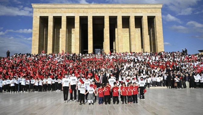 LÖSEV'den Anıtkabir'e ziyaret