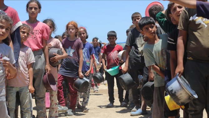 İsrail'in ablukası nedeniyle kıtlık yaşanan Gazze'de açlıktan ölenlerin sayısı 460'a yükseldi
