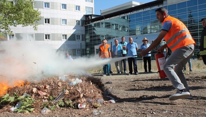İskilipli Atıf Hoca Devlet Hastanesi'nde afet tatbikatı yapıldı