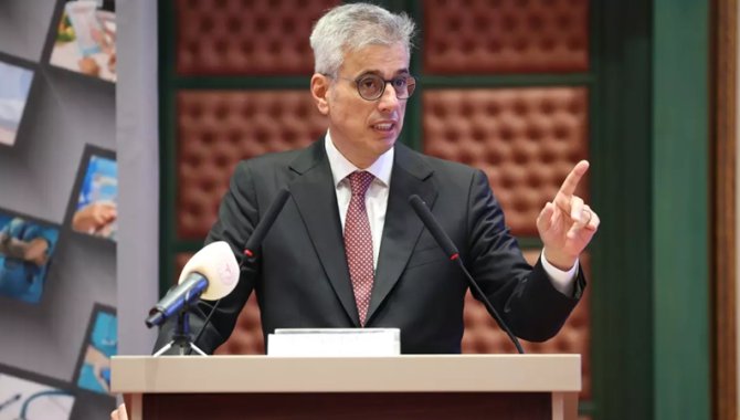 Sağlık Bakanı Memişoğlu, canlı yayında soruları yanıtladı: