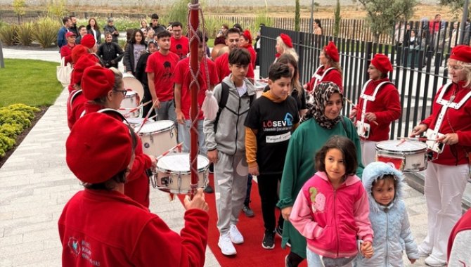 Bursa Lösemili Çocuklar Bilim ve Doğa Köyü Enstitüsü'nde yeni eğitim dönemi başladı