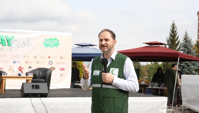 Yeşilay Genel Başkanı Dinç, Eskişehir'deki Yeşilay Fest'te gençlerle buluştu: