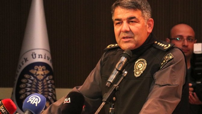 Erzurum polisi uyuşturucuya "sıfır tolerans" vurgusuyla öğrencilere "Narkogençlik" eğitimi verdi