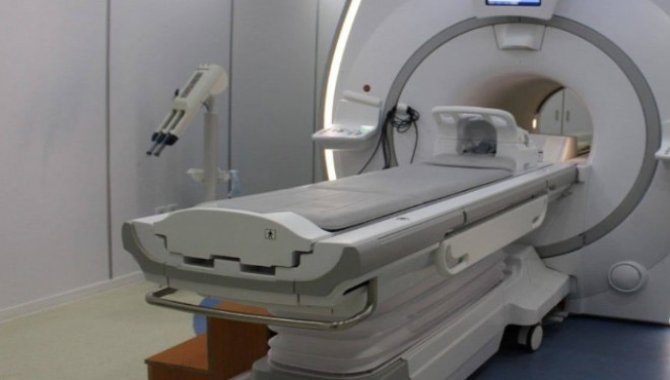 İzmir'de hastanın MR cihazında unutulmasına soruşturma
