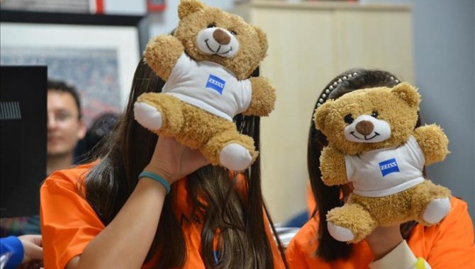 ZEISS Türkiye'den eğitimde fırsat eşitliği için sosyal sorumluluk projesi