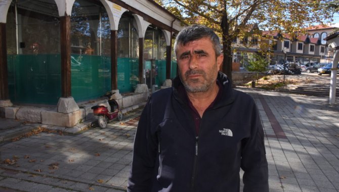 Fatih'te gıda zehirlenmesi şüphesiyle anne ve 2 çocuğunun ölümü Afyonkarahisar'daki hemşehrilerini üzdü