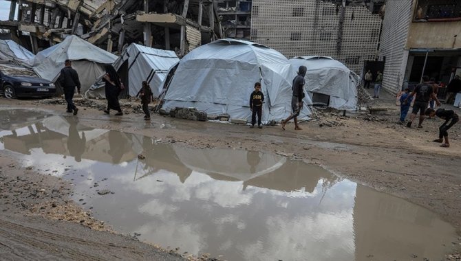 Gazze'deki Sağlık Bakanlığı: Sağlık durumu felaket düzeyinde, "tıbbi çadırlar" su altında kaldı
