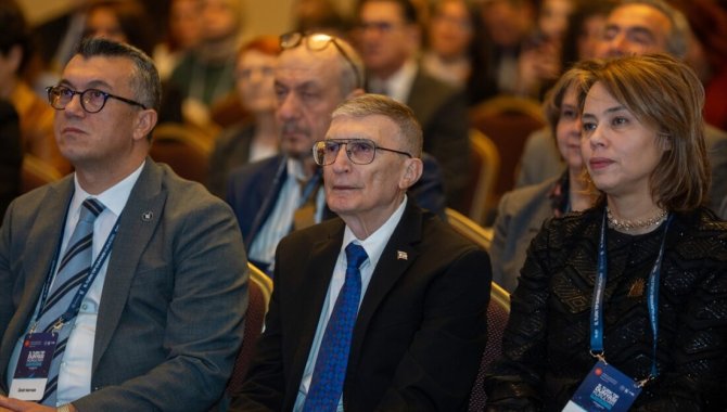 11. Türk Tıp Dünyası Kurultayı Ankara'da başladı