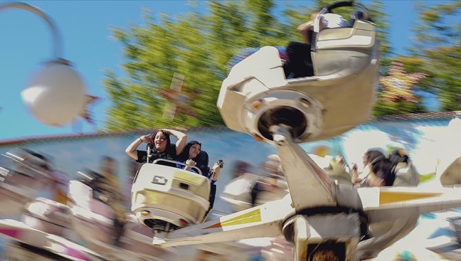 Çocuk parklarında elektrikli oyuncaklardaki standart dışı uygulamalar risk oluşturuyor