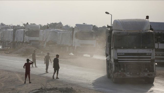 İsrail Gazze'ye eğlence amaçlı ürünlerin girişine izin verip ilaç girişini engelliyor