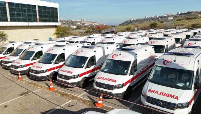 Büyükşehir Belediyesi, Samsun'a 100 ambulans kazandırdı