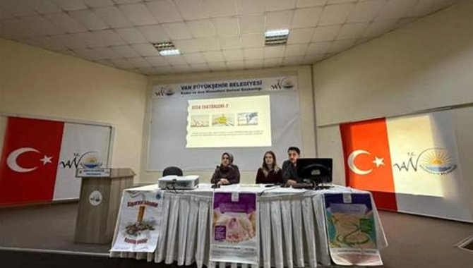 Van'da "akciğer ve bağırsak kanseri" konulu seminer düzenlendi