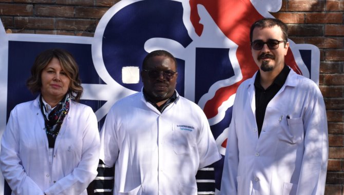 Kongolu doktor Türkiye'de kendisini geliştirip ülkesine hizmet etmek istiyor