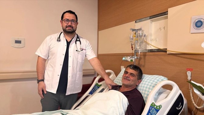 Görevi başında kalp krizi geçiren anjiyo teknisyeni anında müdahaleyle hayatta kaldı