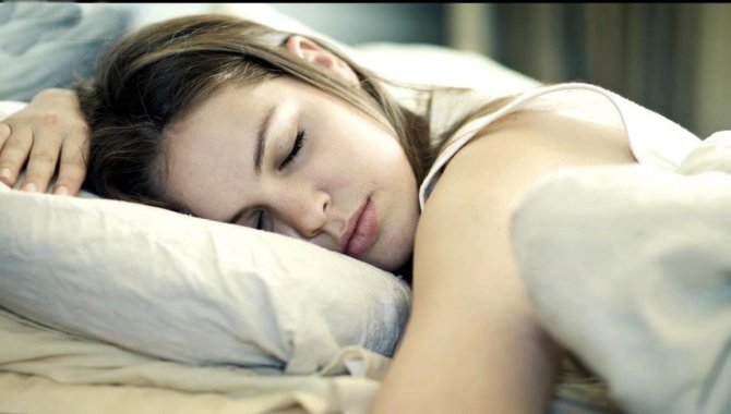 Günde 7 saatten az uyku kalp krizi riskini arttırıyor