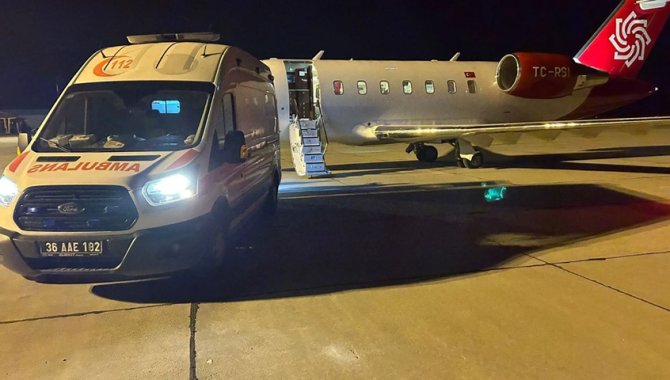 Kars'ta solunum sıkıntısı çeken bebek ambulans uçakla Ankara'ya sevk edildi
