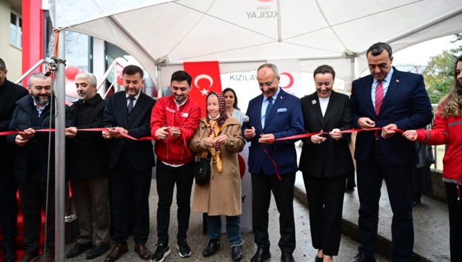 Türk Kızılay Sümer Günay Kan Alma Birimi, Ümraniye'de hizmete açıldı