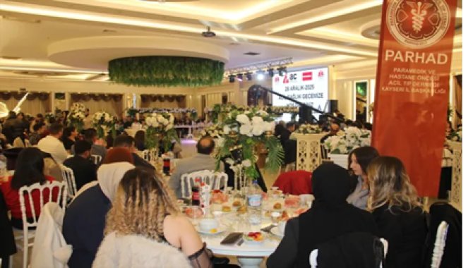 PARHAD Kayseri İl Başkanlığı sağlık çalışanları için "Acil Sağlık Gecesi" düzenledi