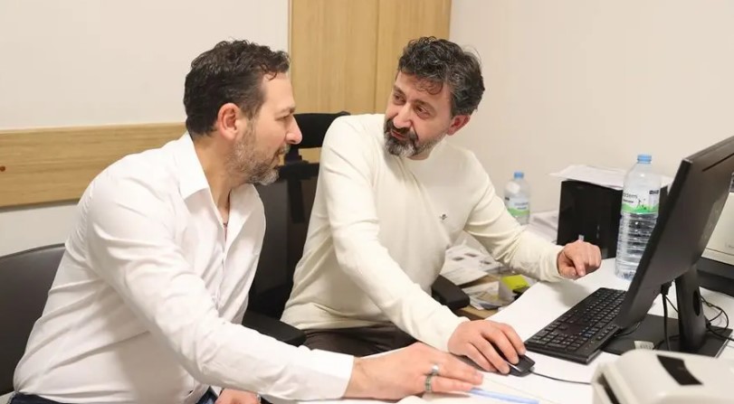 Konya'da Beyin Cerrahı Kardeşler Aynı Hastanede Şifa Dağıtıyor