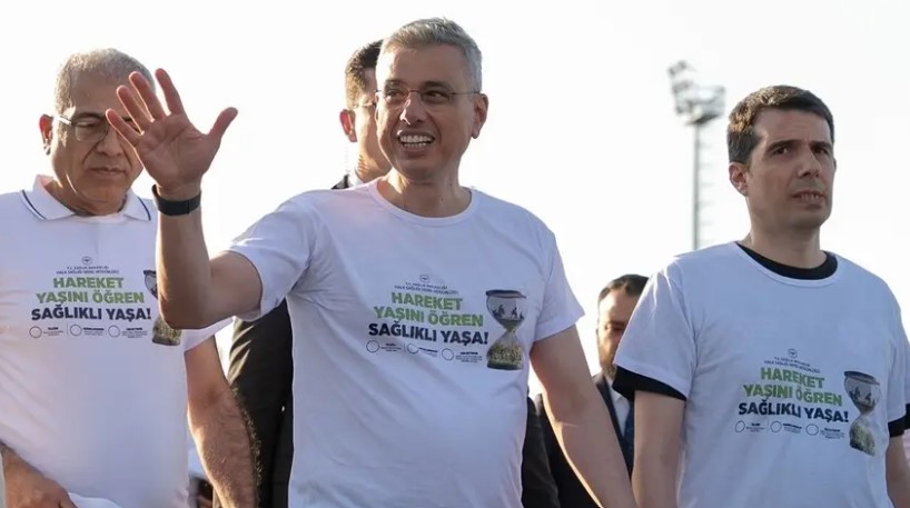 Sağlık Bakanlığı'ndan Yeni Kampanya: "Hareket Yaşını Öğren, Sağlıklı Yaşa"