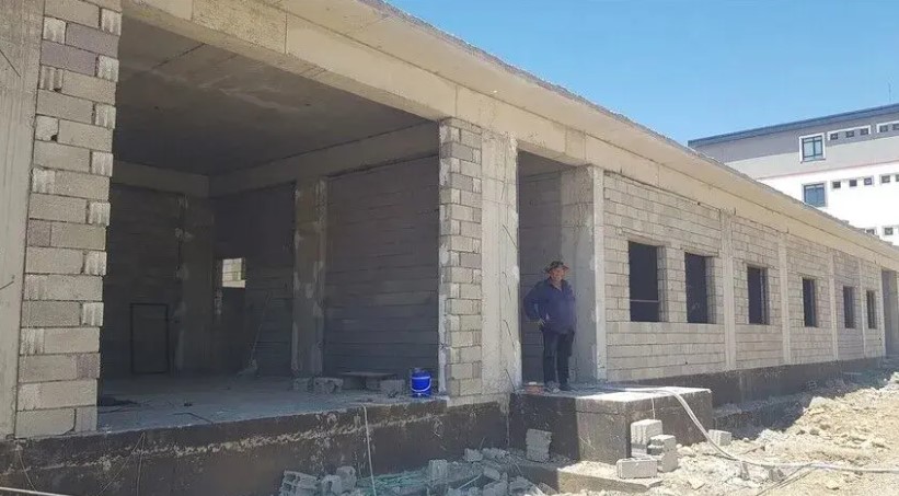 İslahiye'de deprem sonrası sağlık yatırımları devam ediyor