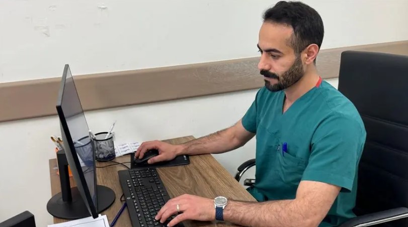 Gazze’de Mühendisliği Bıraktı, Türkiye’de Doktor Oldu: Dr. Mahmut Emadoğlu’nun Vefa Öyküsü!