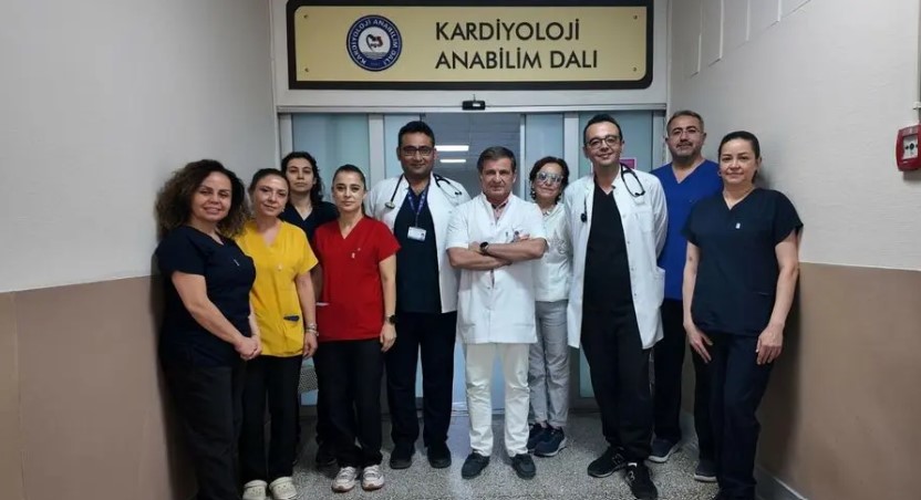 Tıp Literatüründe Büyük Başarı: Dünyadaki 3. TAVI Operasyonu Ege Üniversitesinde Gerçekleştirildi!